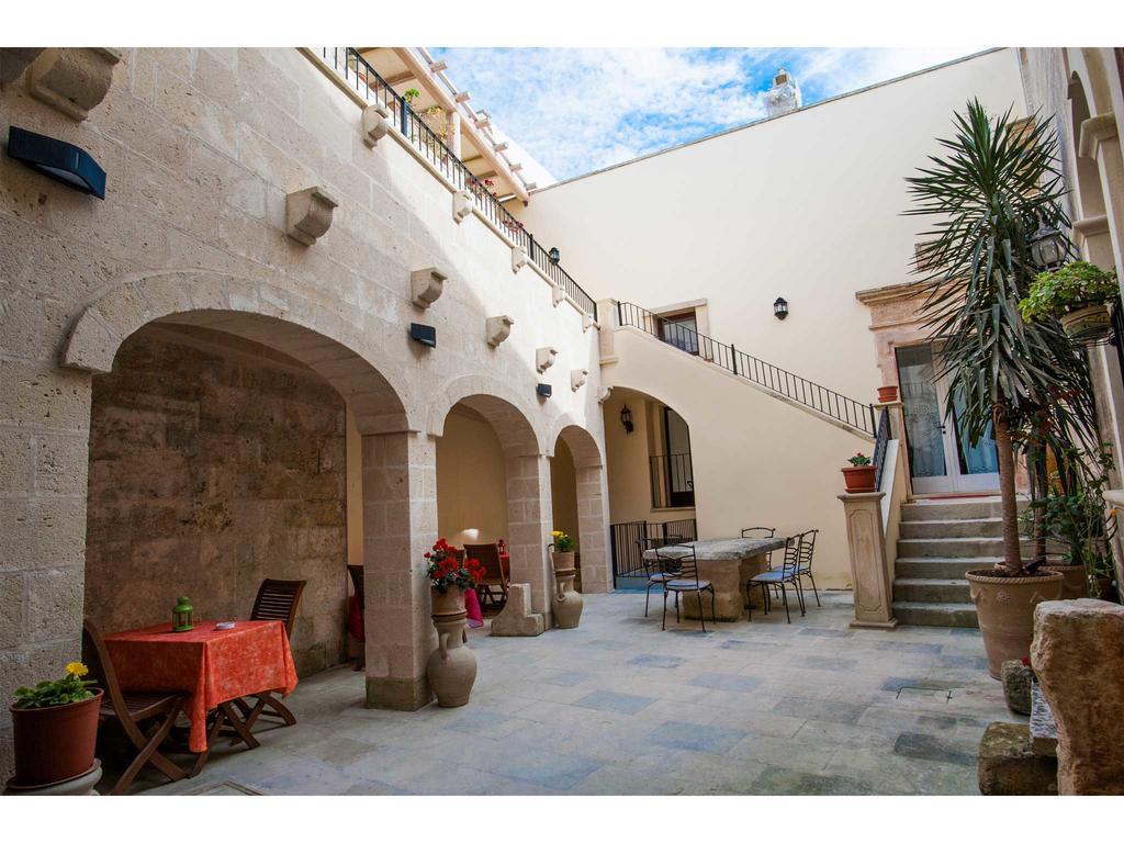 Palazzo Mellacqua Castiglione d'Otranto Eksteriør bilde